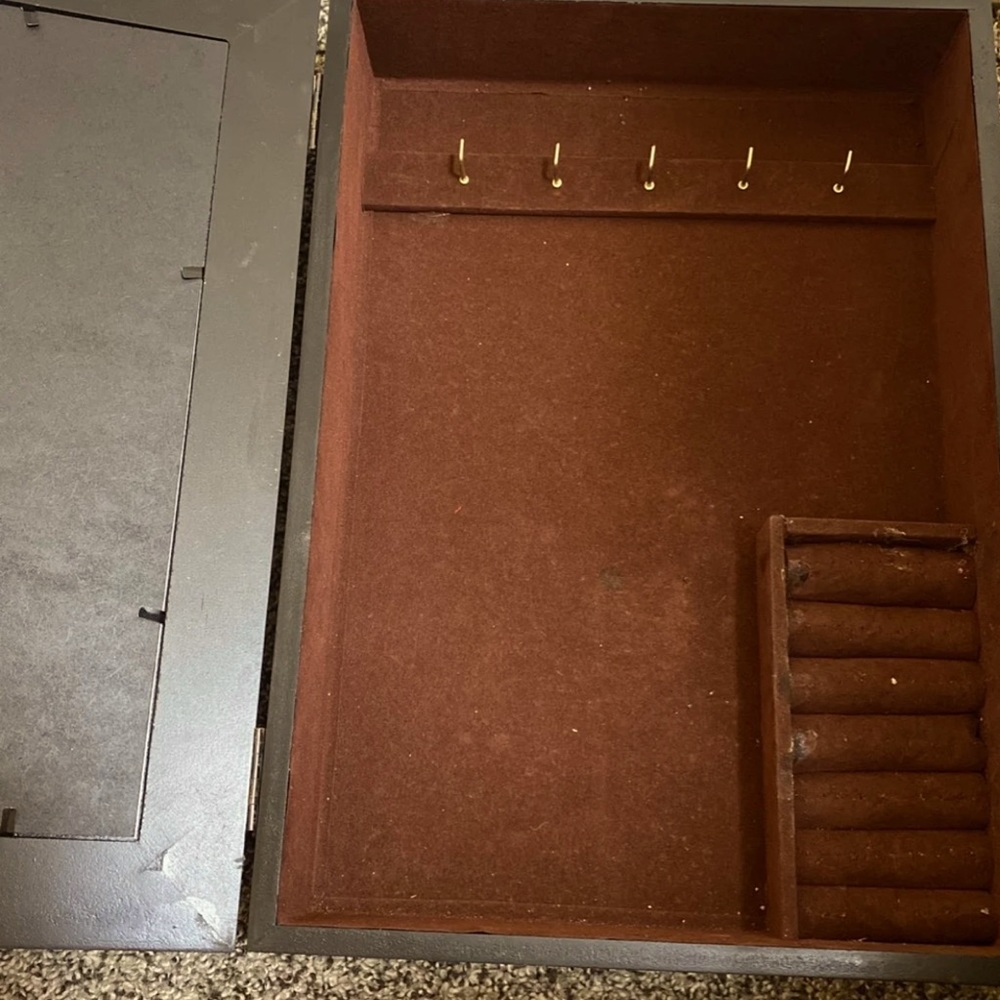 Fully sanitized jewelry box and mirror in fairly good condition